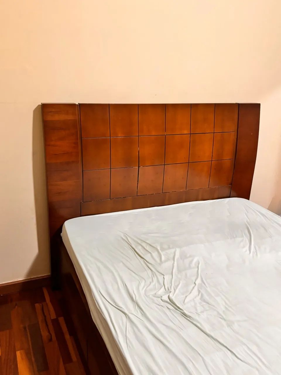 Cama casal madeira