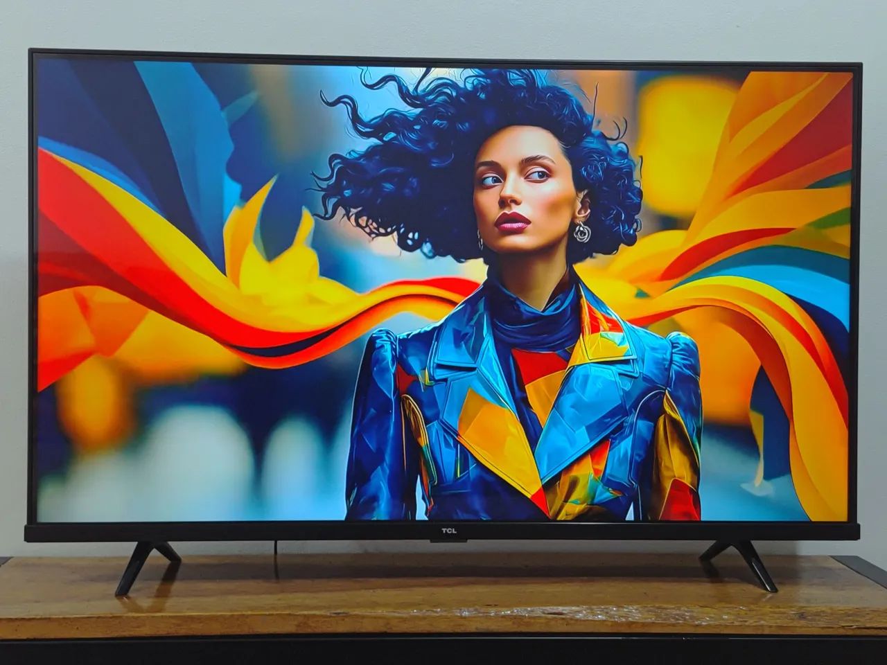 Vendo Tv 43' Polegadas FHD HDR SMART ANDROID.  BORDA INFINITA. NOVINHA. ENTREGO 