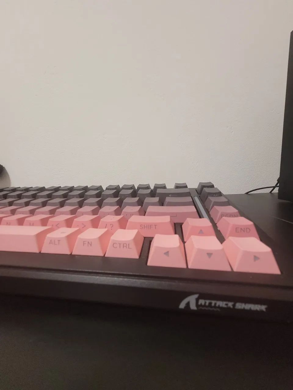 Teclado attack shark m86 rosa degrade 75% - Foto 4