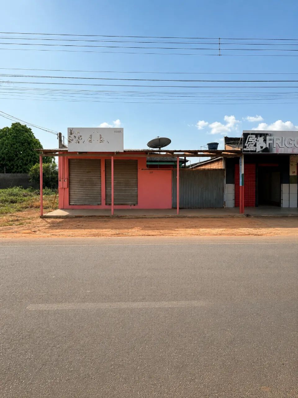 Casa com Ponto Comercial no Açaí