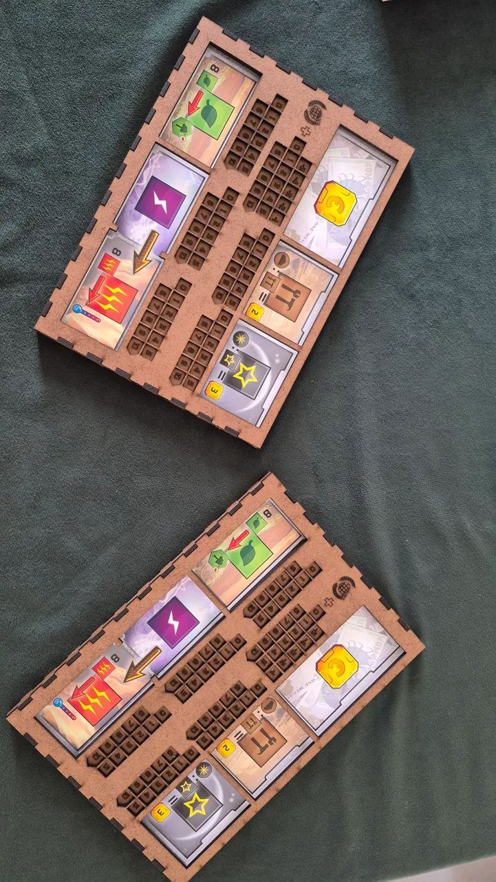 Terraforming Mars - Jogo de Tabuleiro (Insert + Expansão) - Foto 4