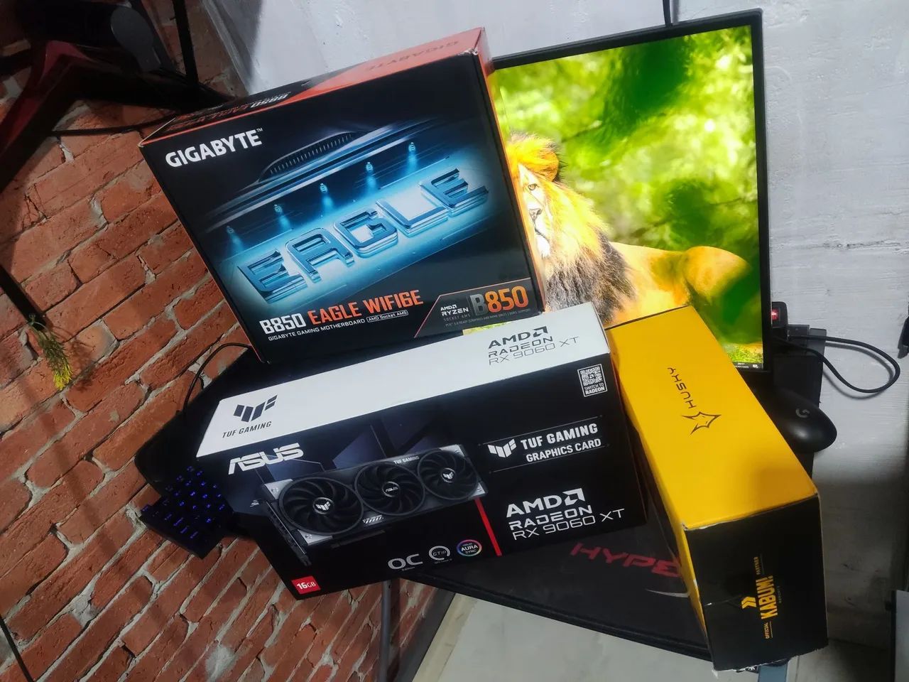 Rx 9060 XT 16 Asus tuf  3x