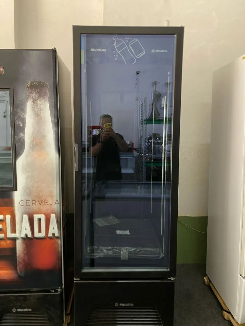 Refrigerador 577 litros full black (Nova)