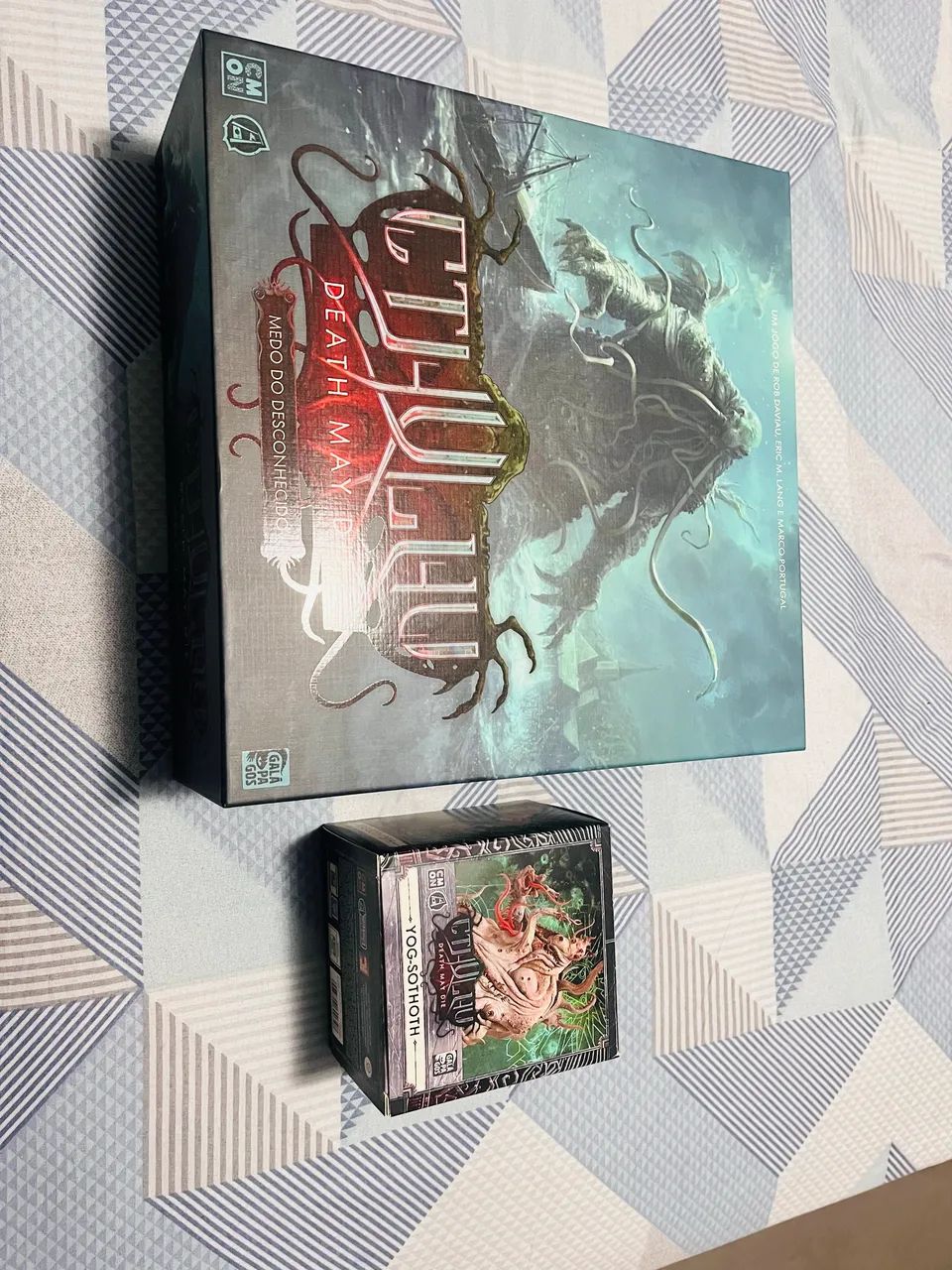 Cthulhu death May die + insert