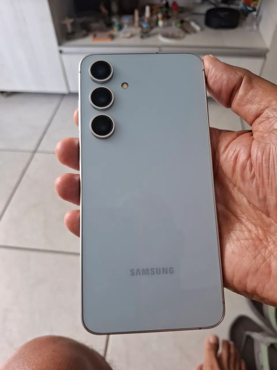 CELULAR SAMSUNG S24 FE 8GB 256GB ZERO USO - Foto 3