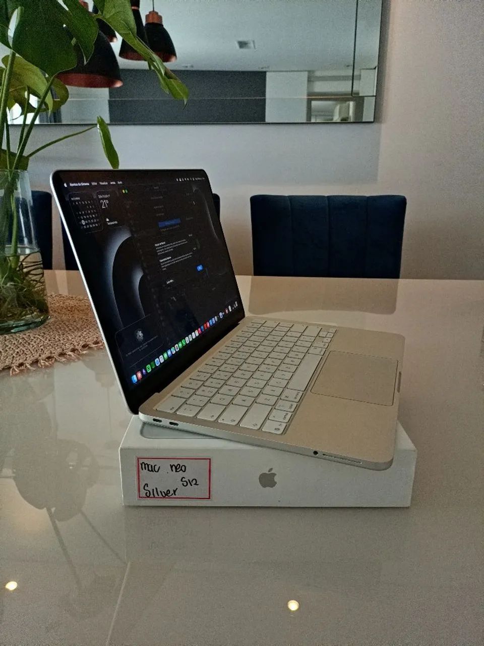 MacBook Neo 13 polegadas: Chip A18 pro 512GB - Prateado. - Foto 2