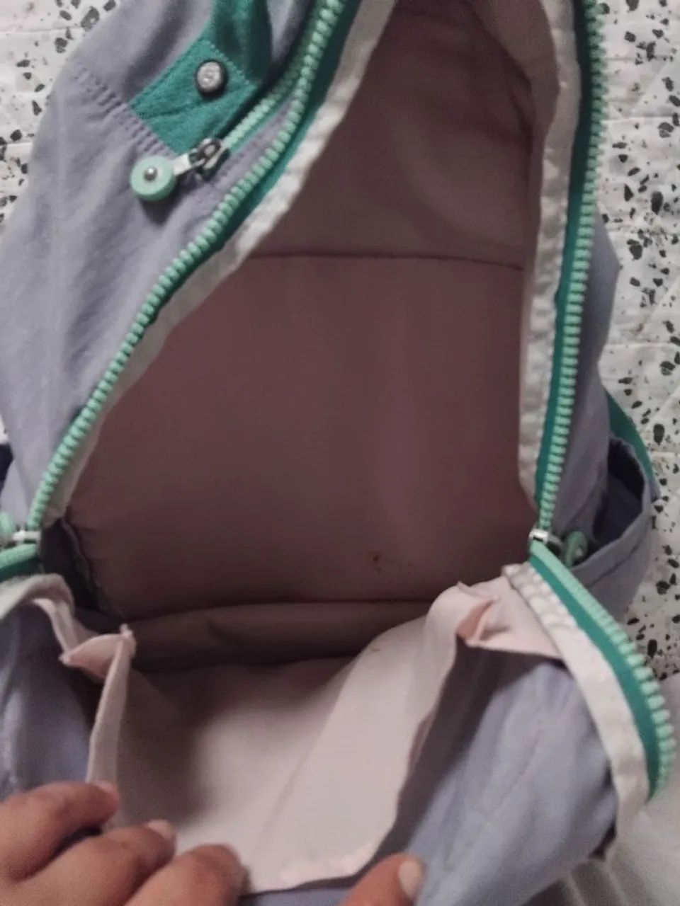 Mochila Kipling Lilas com brilho. - Foto 4