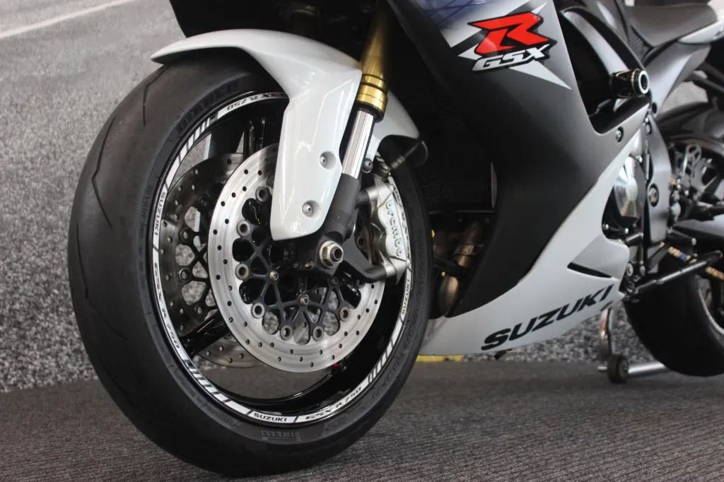 GSX-R 750 W Srad 2016 - 1541046691 | OLX