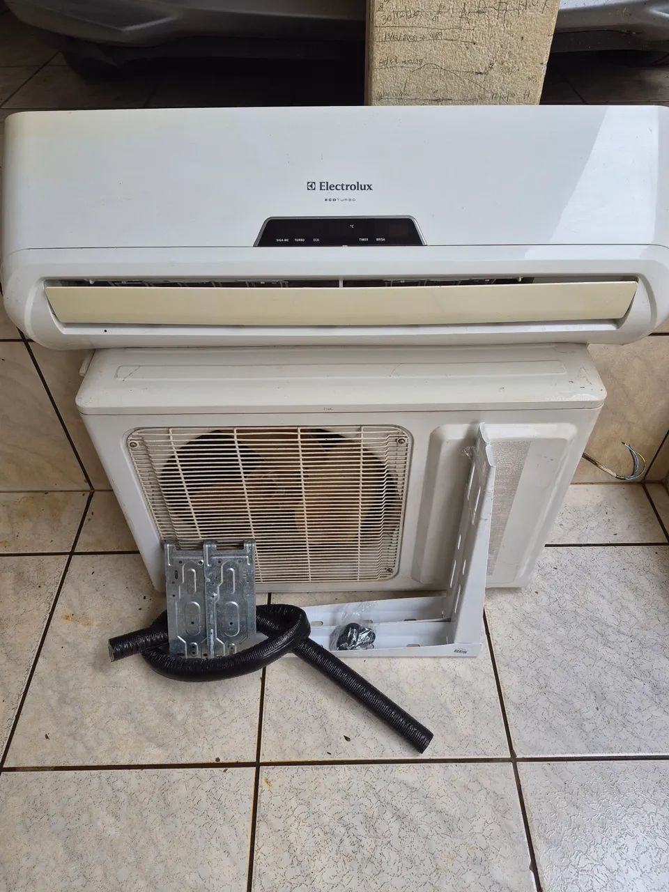 Ar condicionado 12000 Eletrolux 