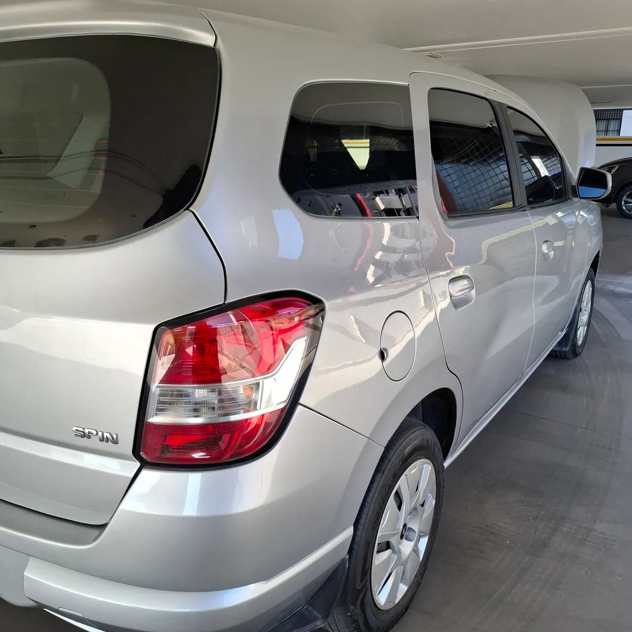 Chevrolet Spin LS 1.8 8V Econo.flex 5P Mec. 2017 - Foto 3