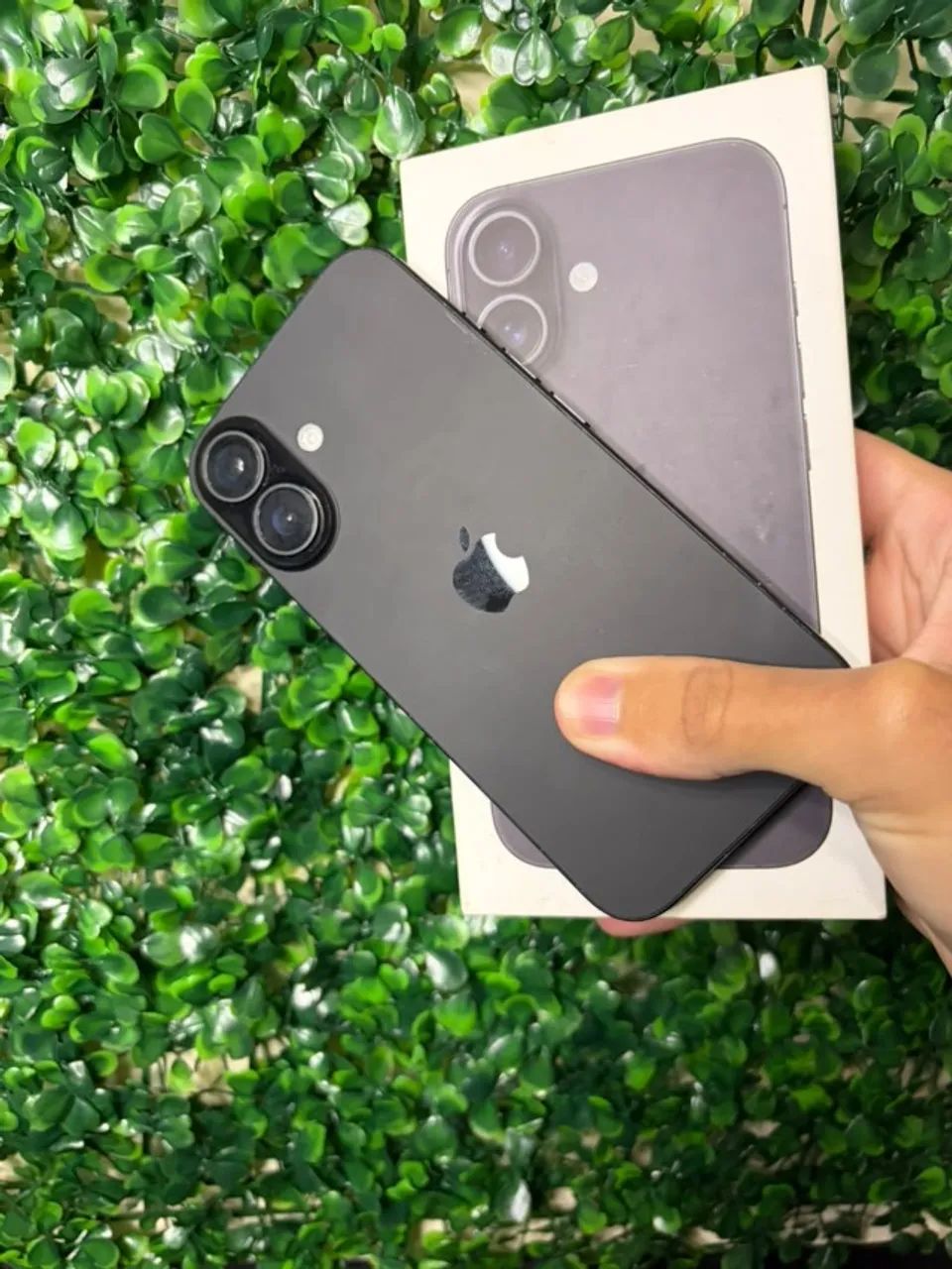 iPhone 16 Preto 128GB 