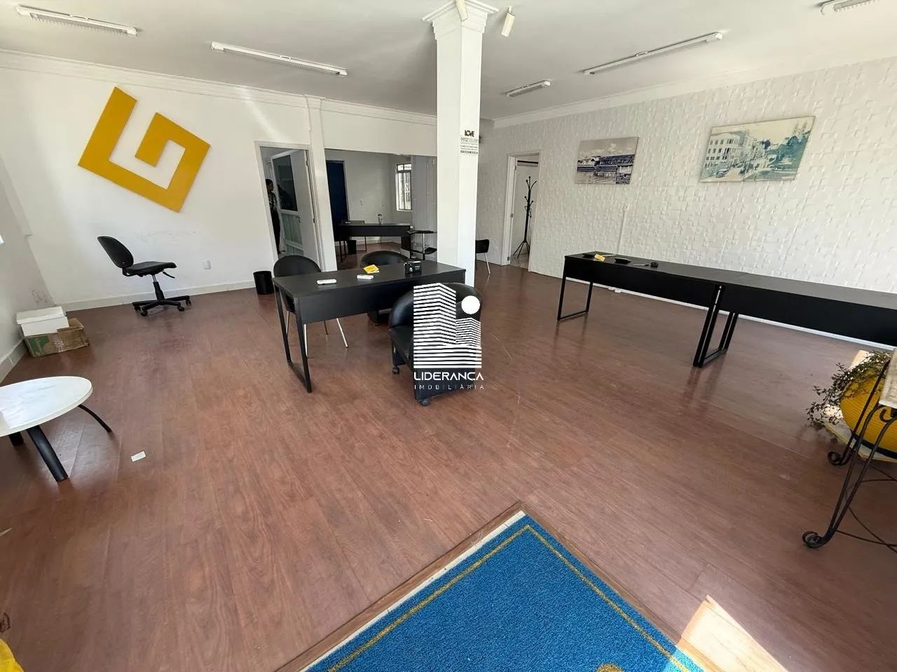 Casa comercial para alugar na Rua Lauro Linhares - Foto 2