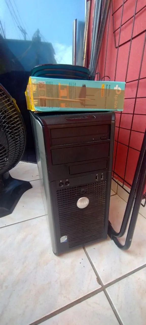 CPU Dell Quad Core + 4 GB RAM