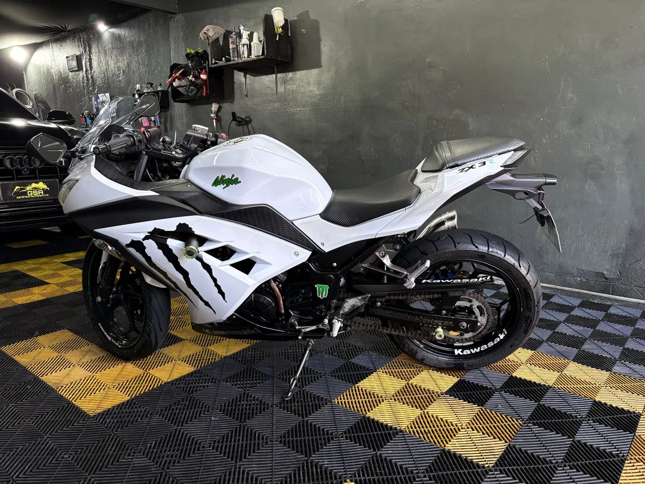 Kawasaki Ninja 300 - Foto 2