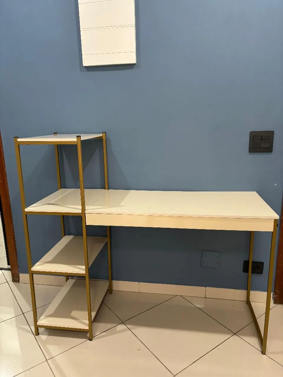 Escrivaninha industrial - mesa escritório com prateleira