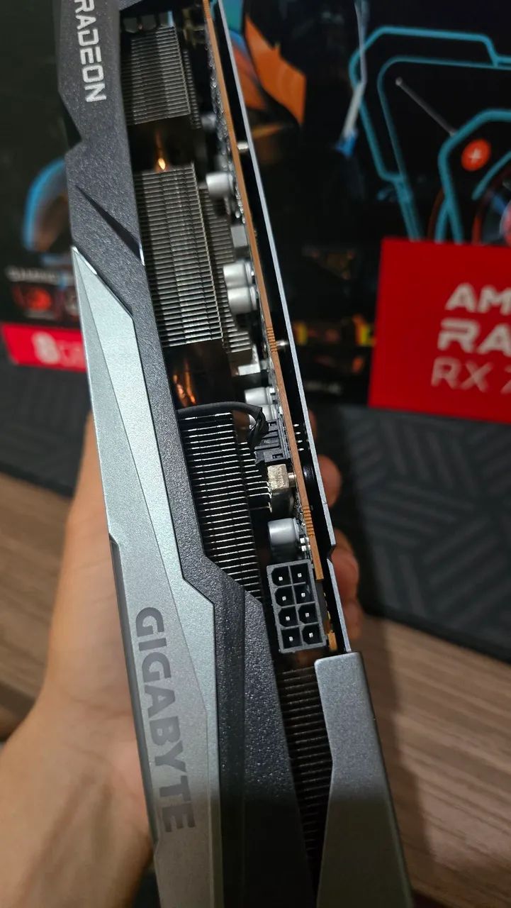 RX 7600 Gigabyte - Foto 2