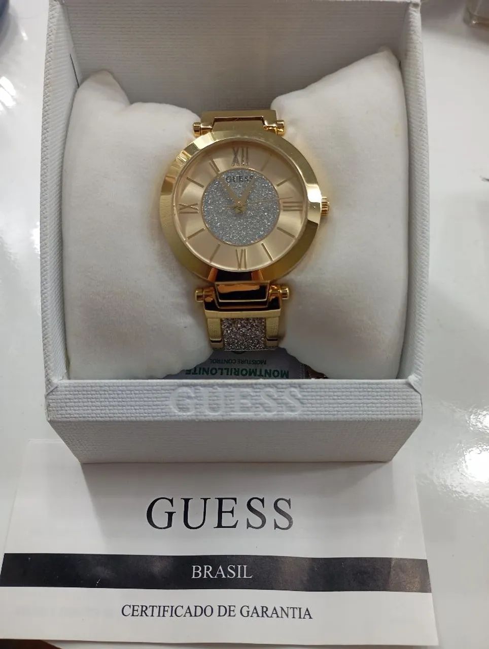 Relógio Guess Feminino - R$650,00