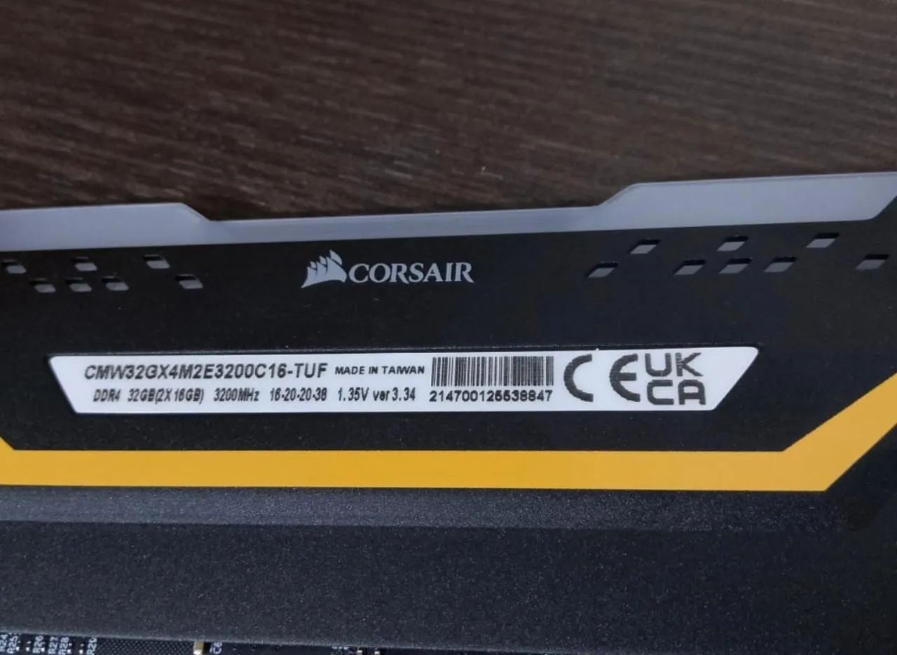 Memória  corsair tuf game  16gb ddr4 3200 hz  rgb