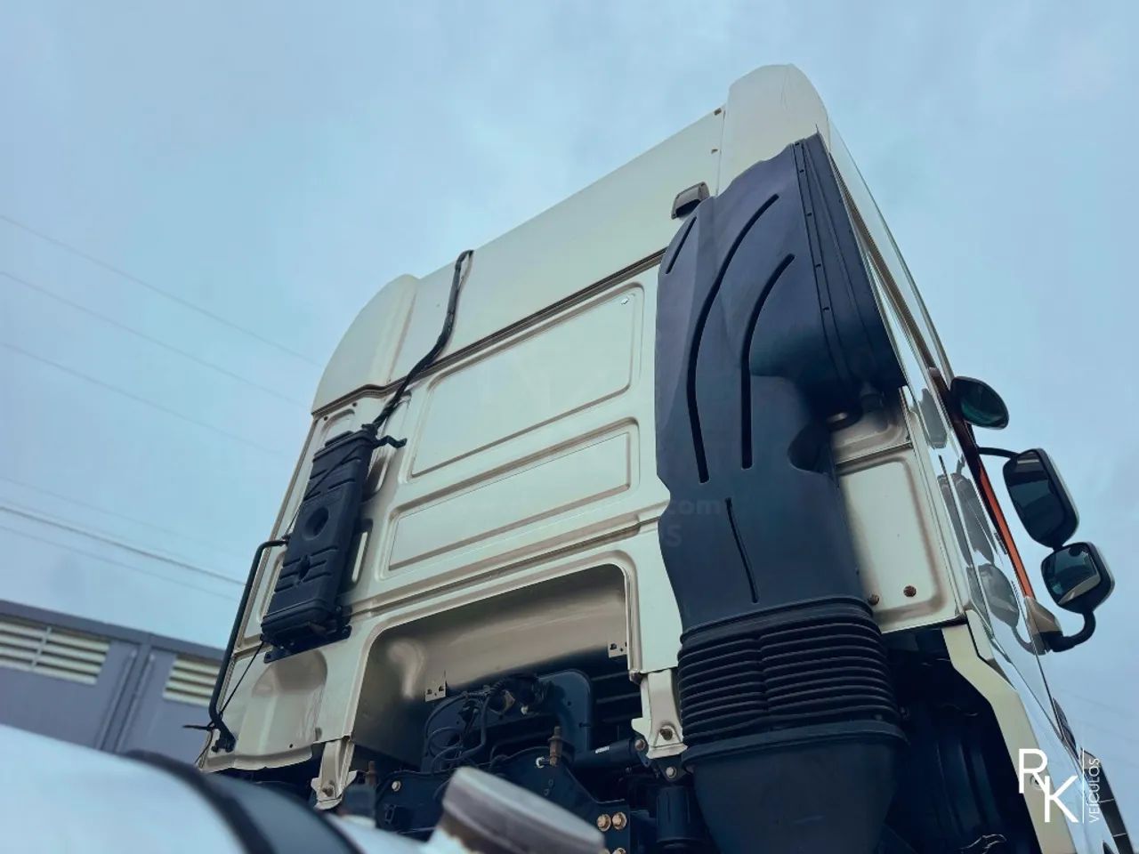XF FTT530 6x4 Super Space Cab (die)(E5) - Foto 5