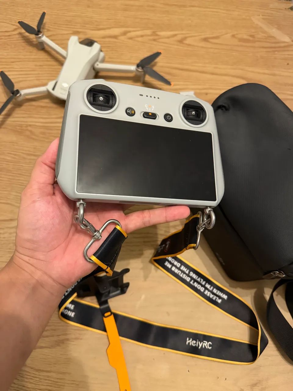 Drone Dji Mini 3 Combo Fly More RC - Foto 6