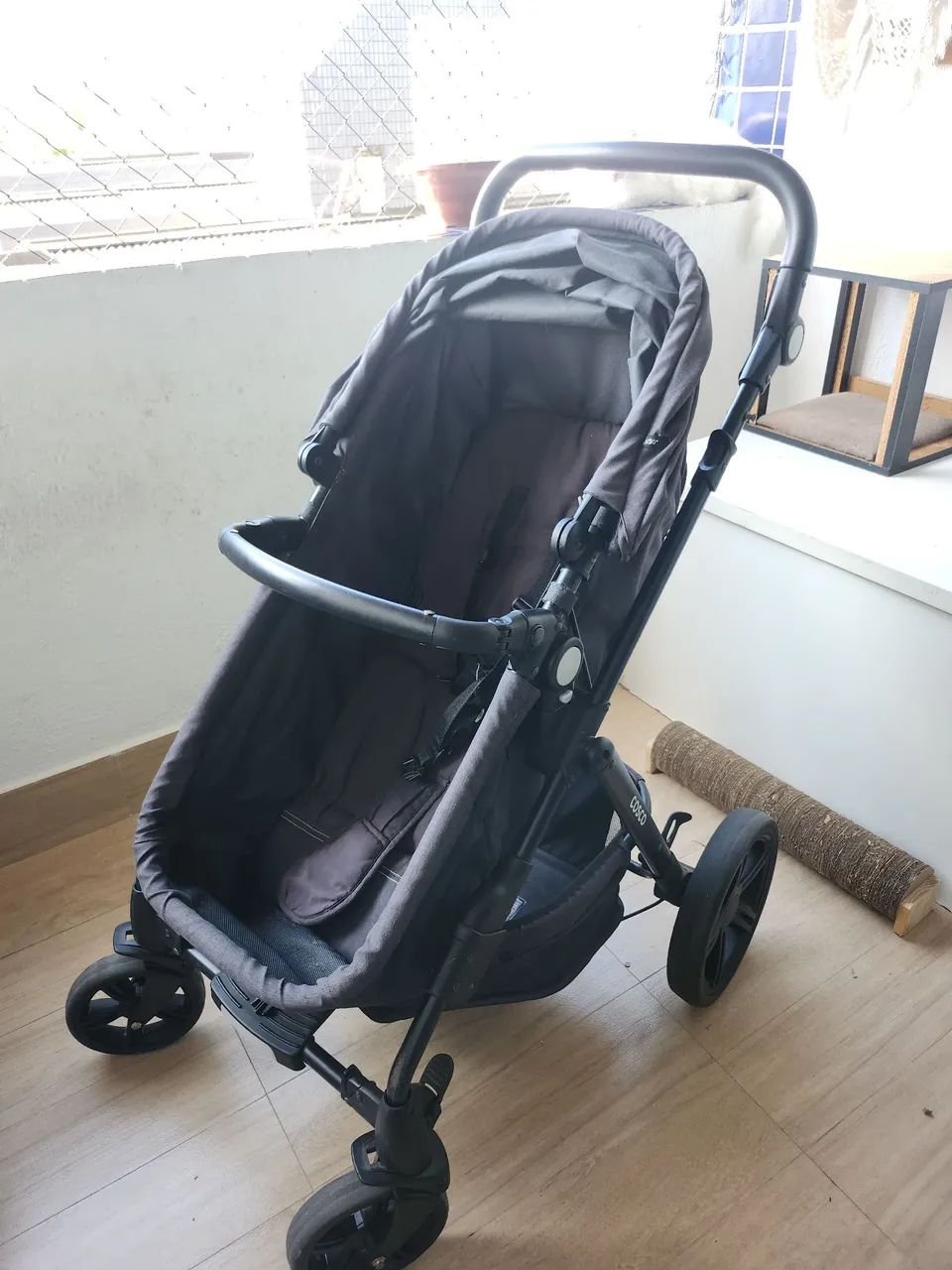 Carrinho de bebê com Moisés e com bebê conforto acoplável Cosco - Foto 5