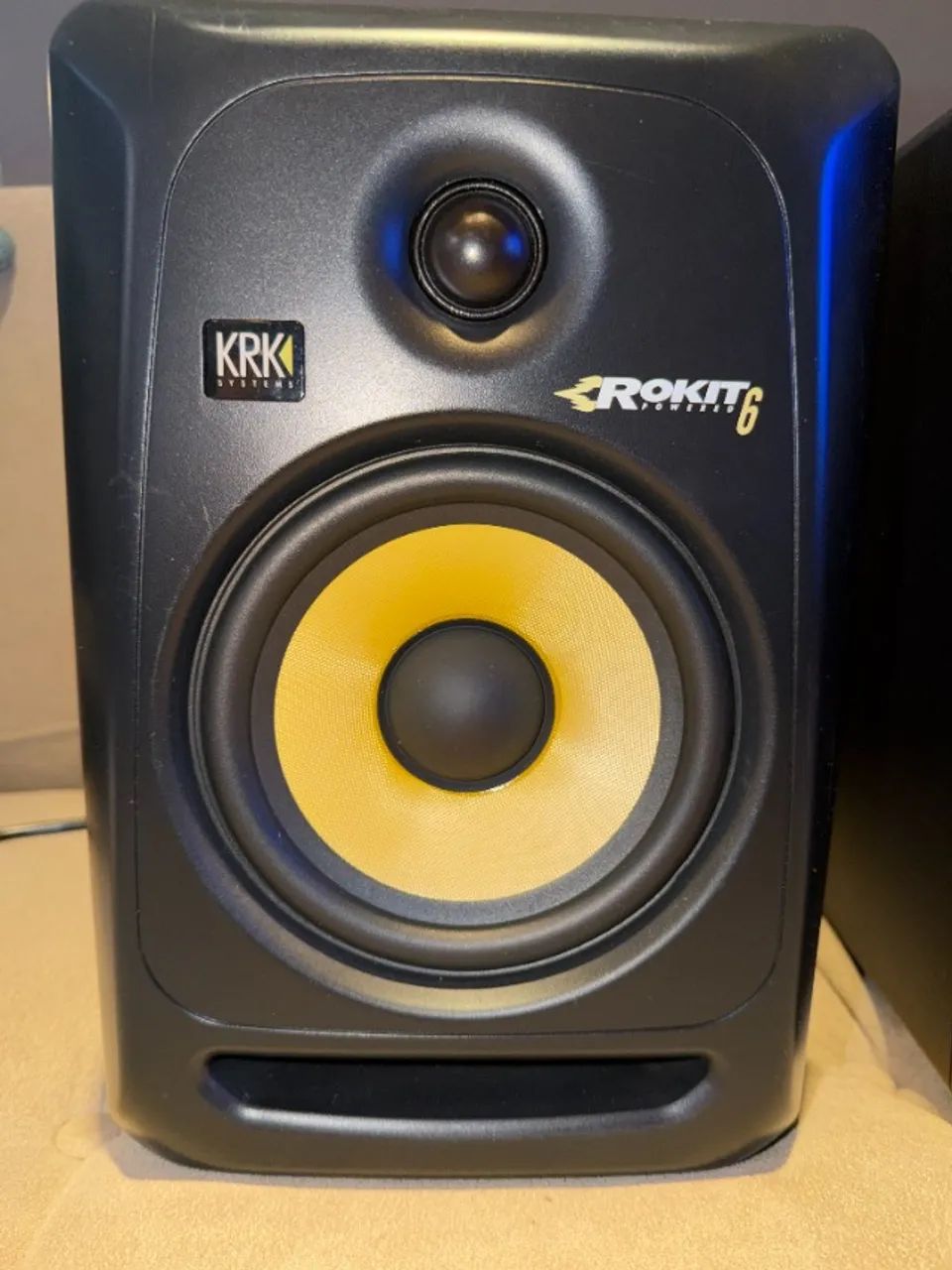 Par de Monitores KRK Rokit 6 + Cabos - Foto 2