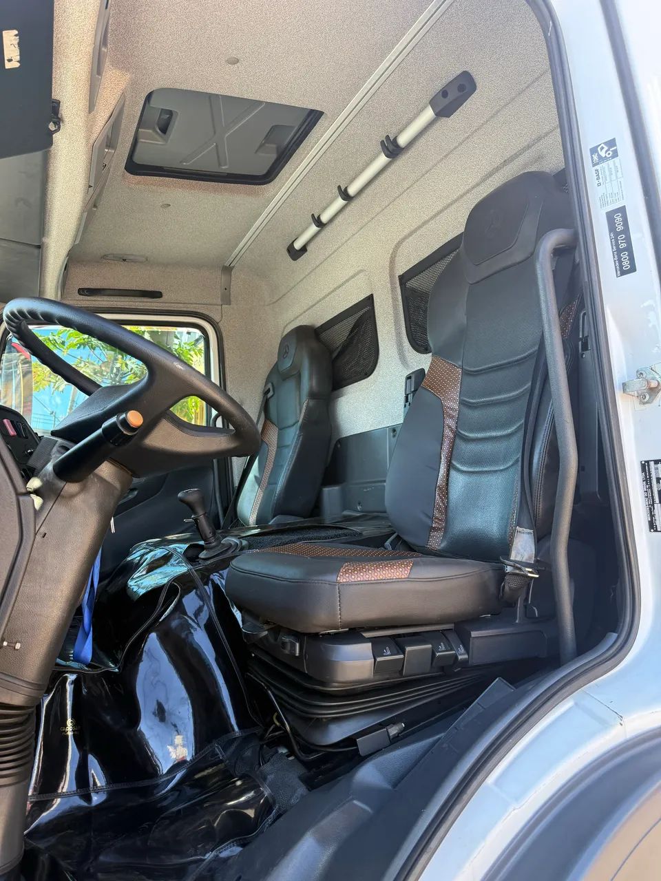 ATEGO 2426 - Foto 4