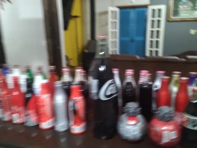 Garrafa Coca Cola - Colecionáveis e Raras - Foto 2
