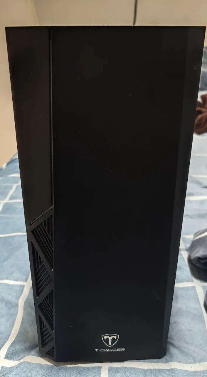 PC GAMER - Ryzen 5600g + RX 5700