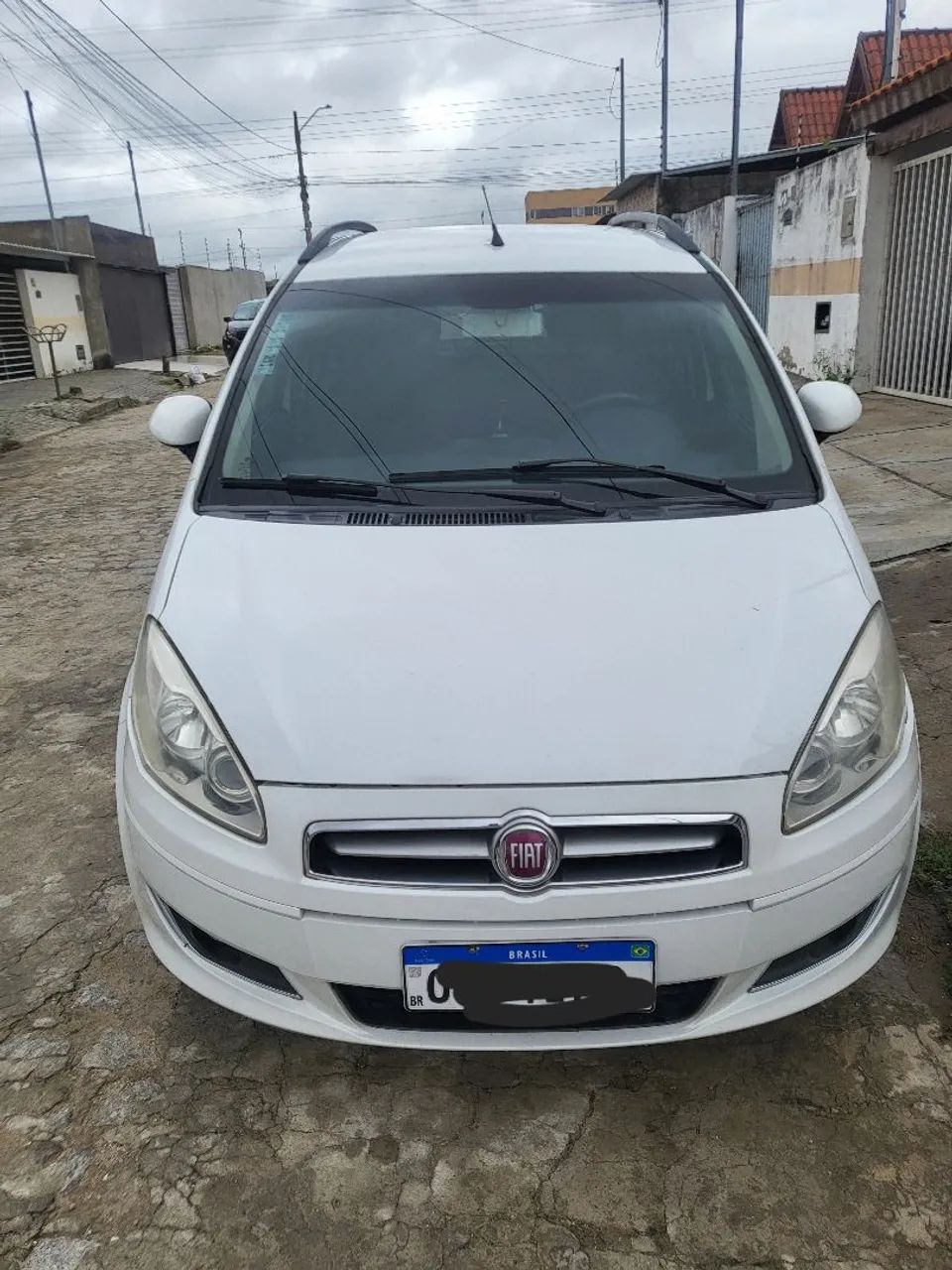 Fiat Idea Attractive 1.4 Fire Flex 8V 5P 2014 - Foto 2
