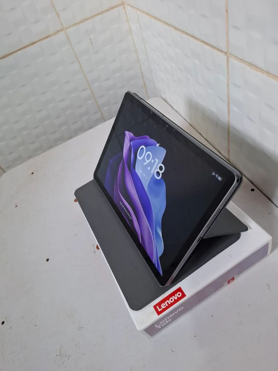 Tablet Lenovo tela 10.1 valor 700$ - Foto 3