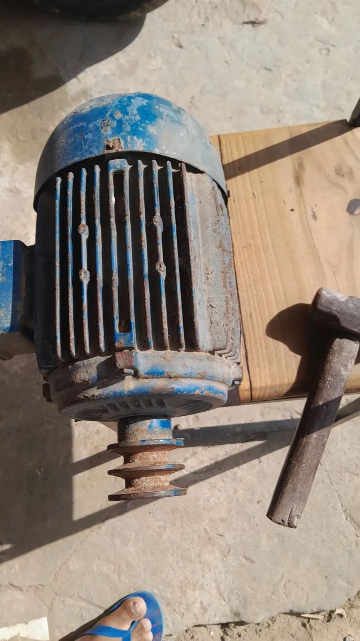 Vendo três motores trifásico  - Foto 4