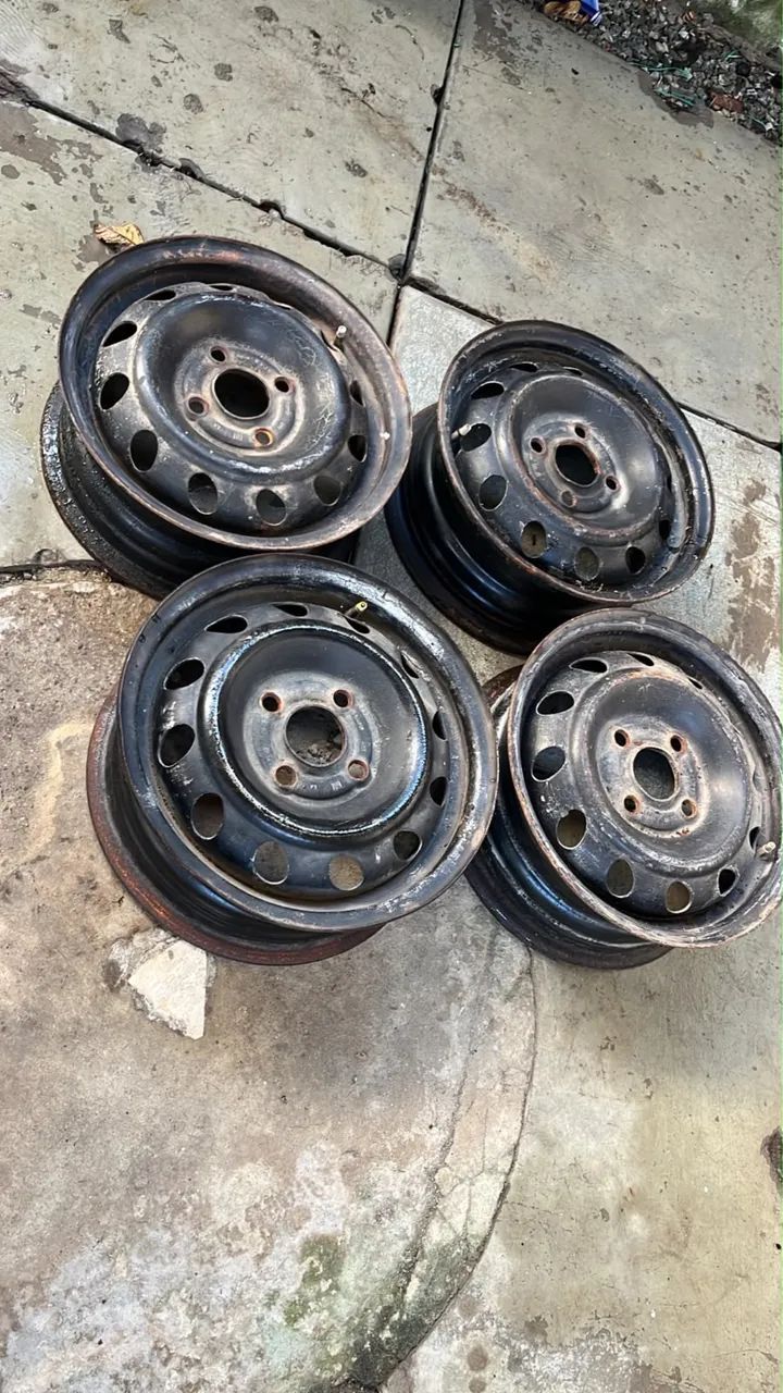 Rodas de ferro aro 13 GM 350.00