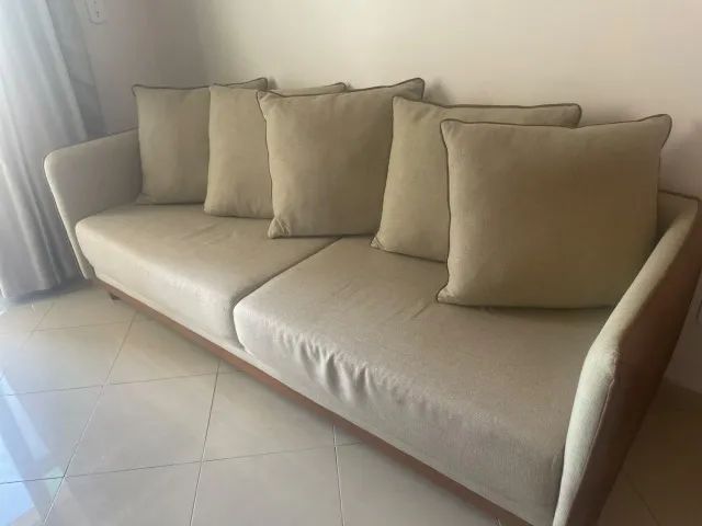 Sofá clássico, elegante, em perfeito estado - Foto 4