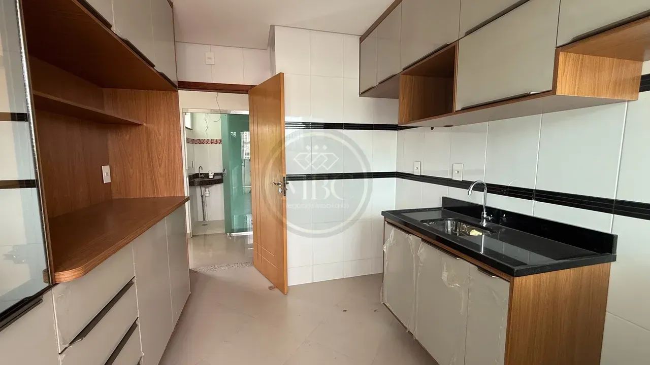 Prédio Aruanã Vendo com 4 Apartamentos - Foto 2
