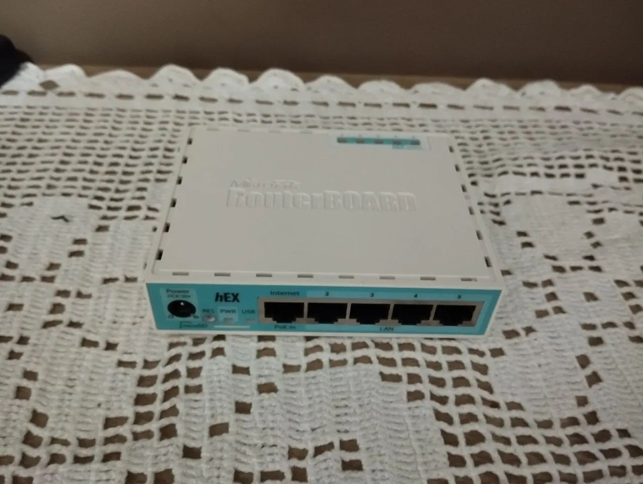Mikrotik rb750 gr3