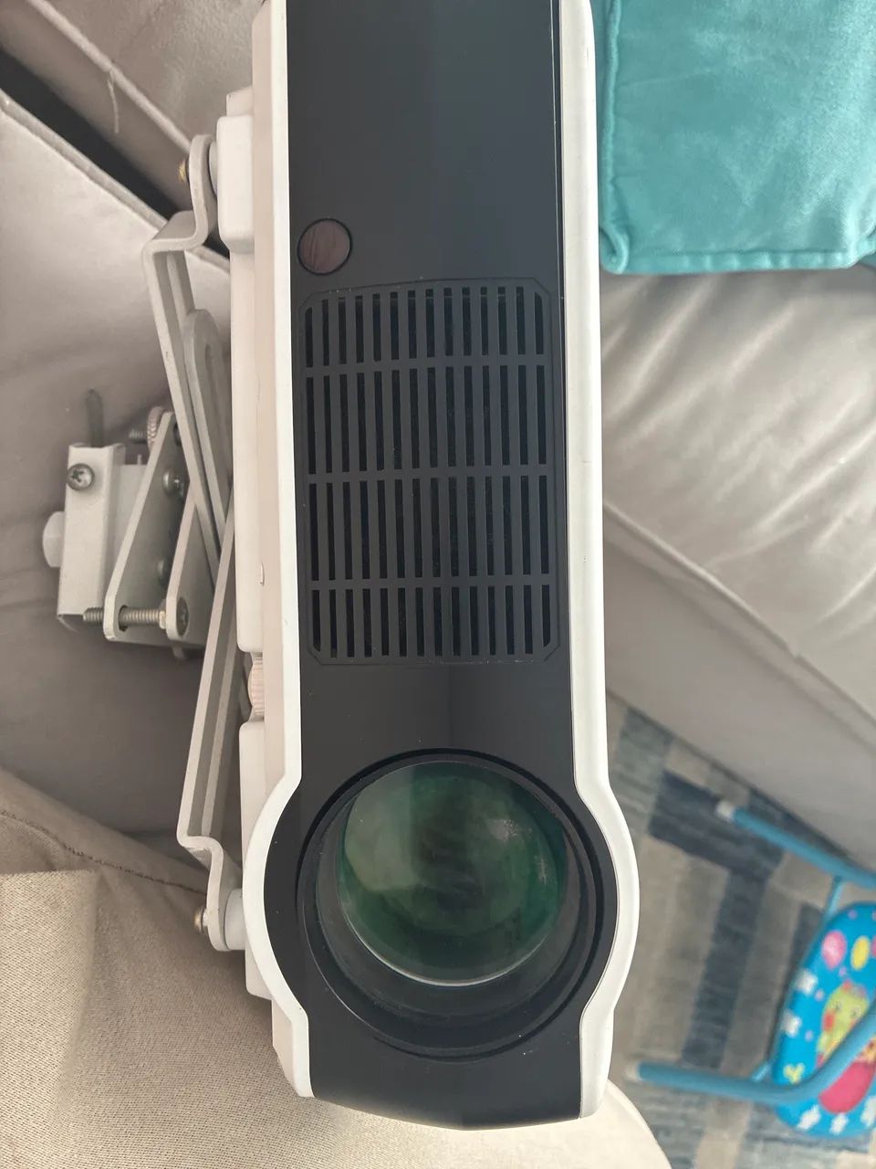  projetor branco da marca Tomate, modelo MPR-6006 - Foto 4