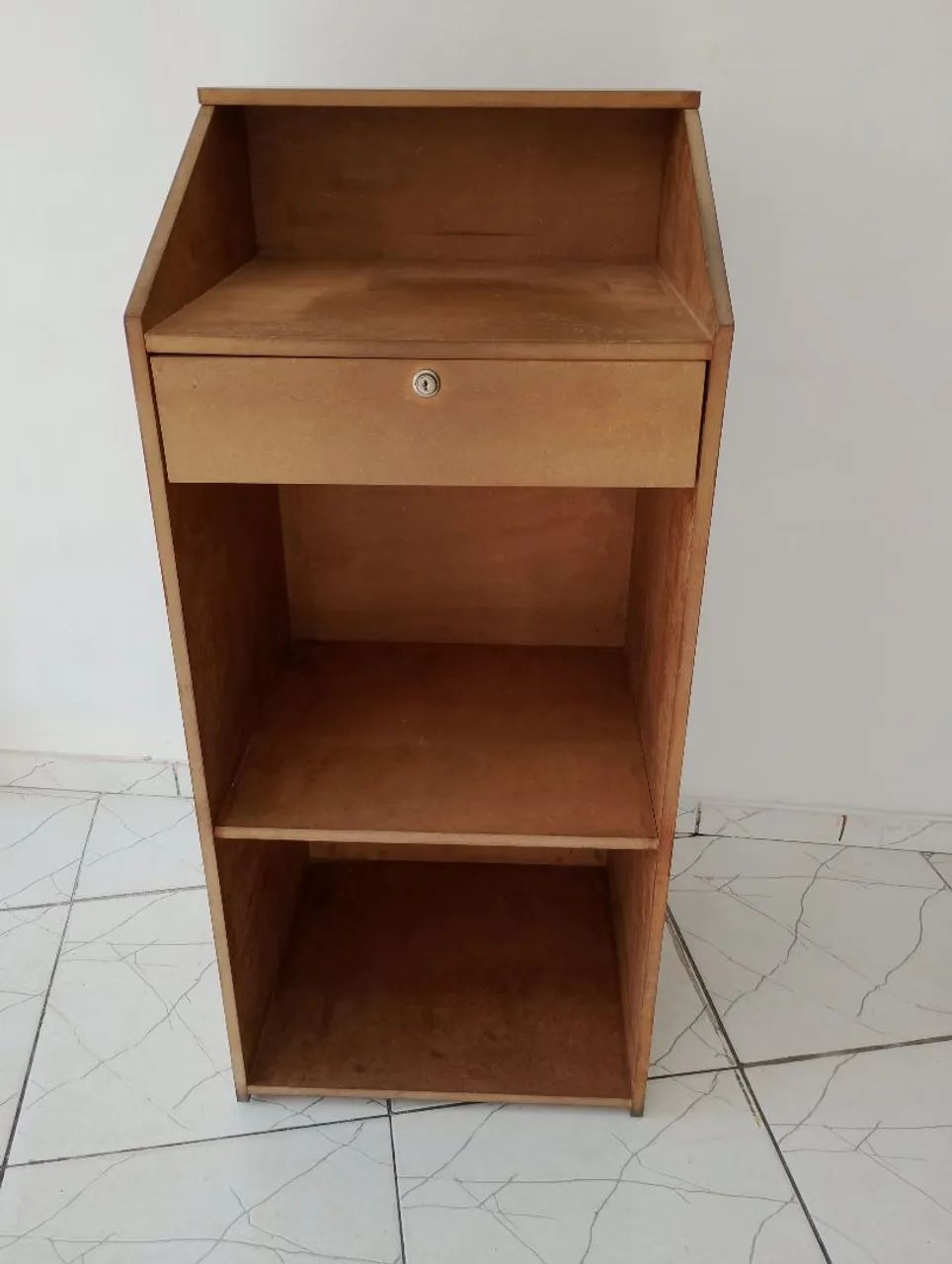 Vendo balcão caixa com chave na gaveta  - Foto 2
