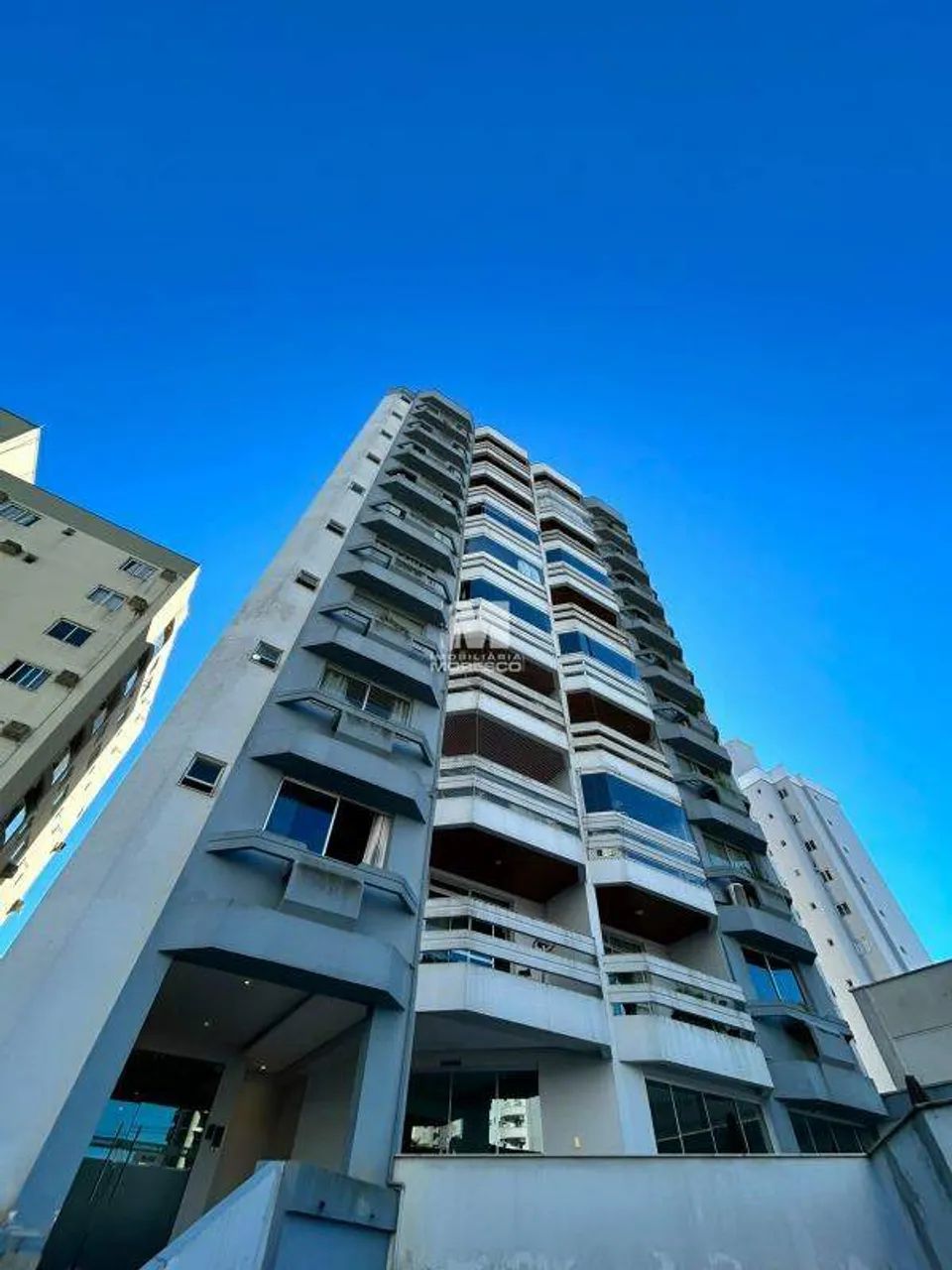 Apartamento com 3 dormitórios no Centro - Foto 3