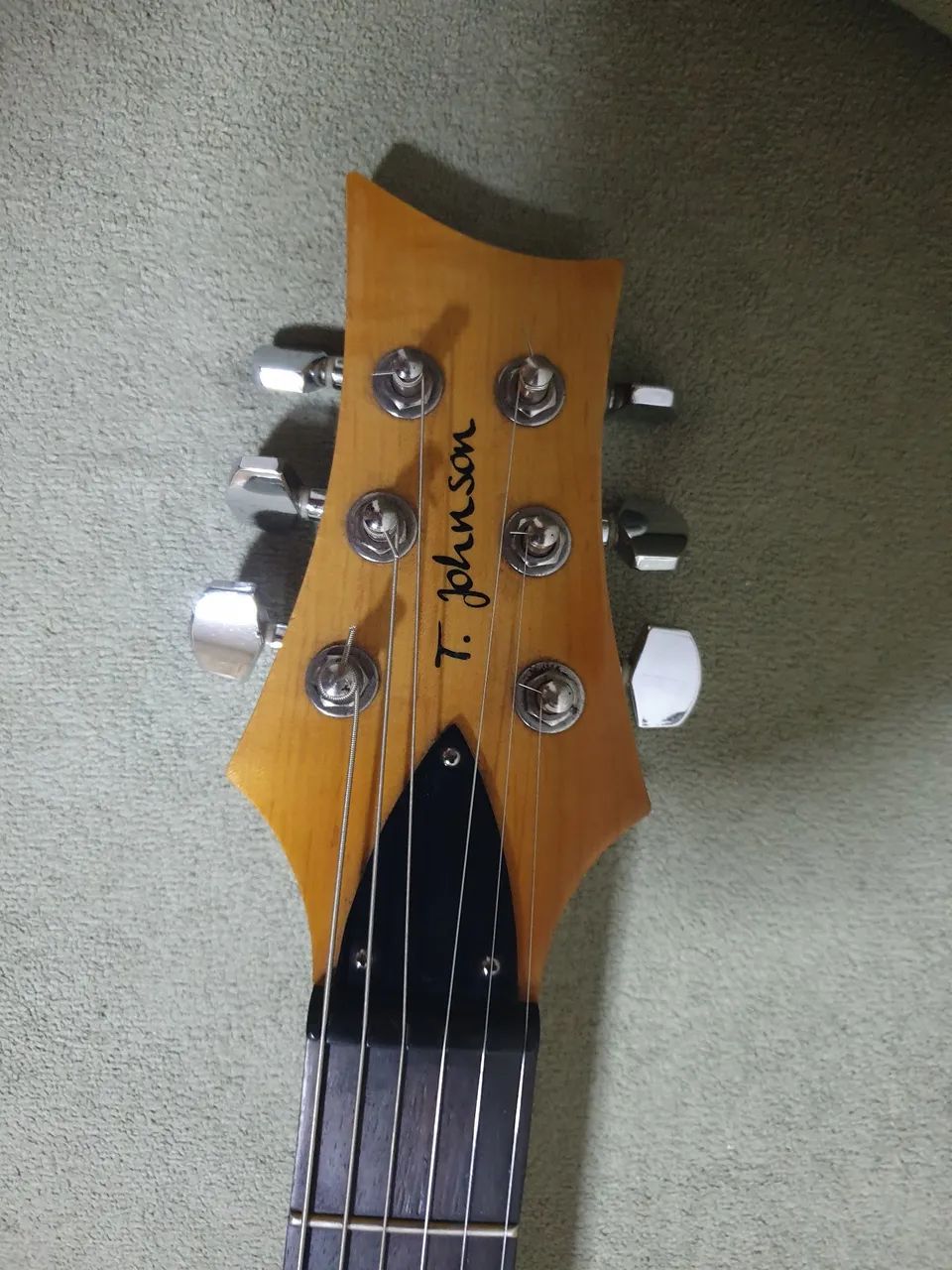 Guitarra T. Johnson - Foto 3