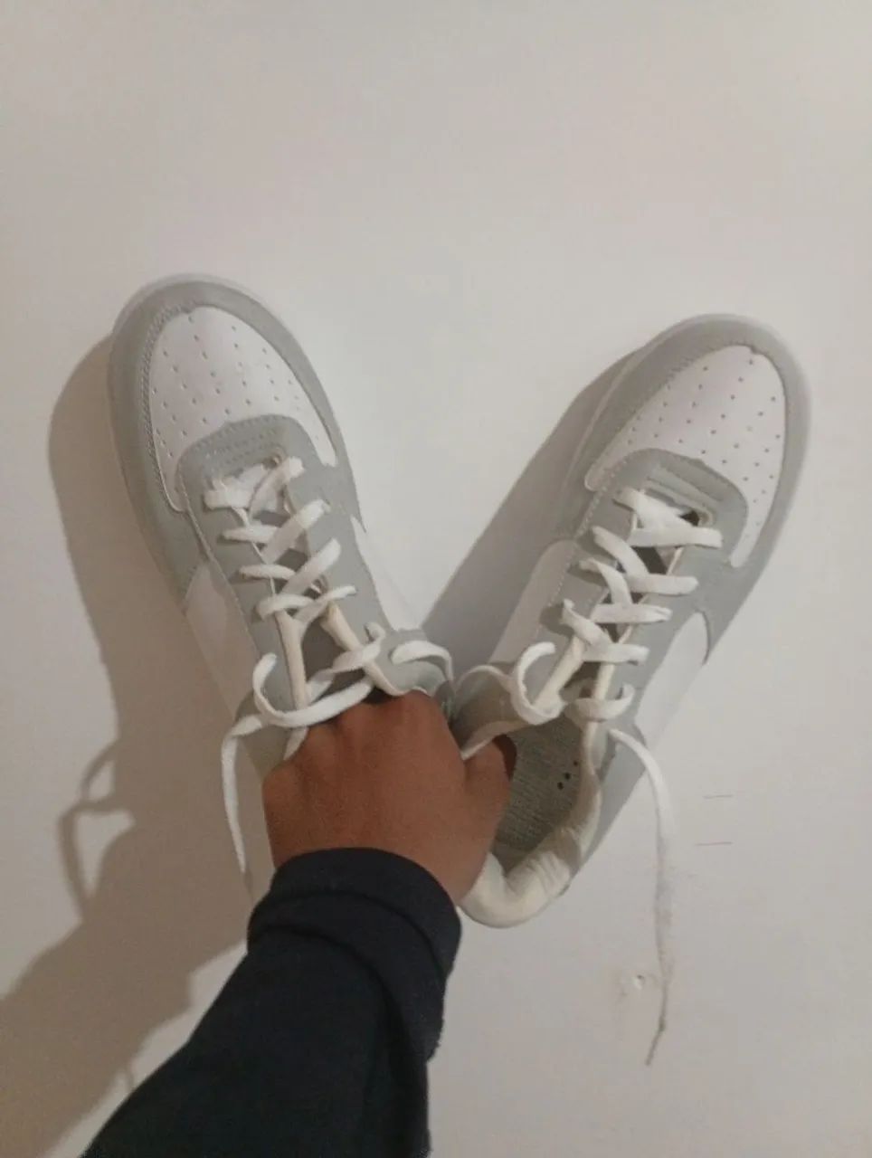 Vendo um tênis 41 branco  - Foto 2