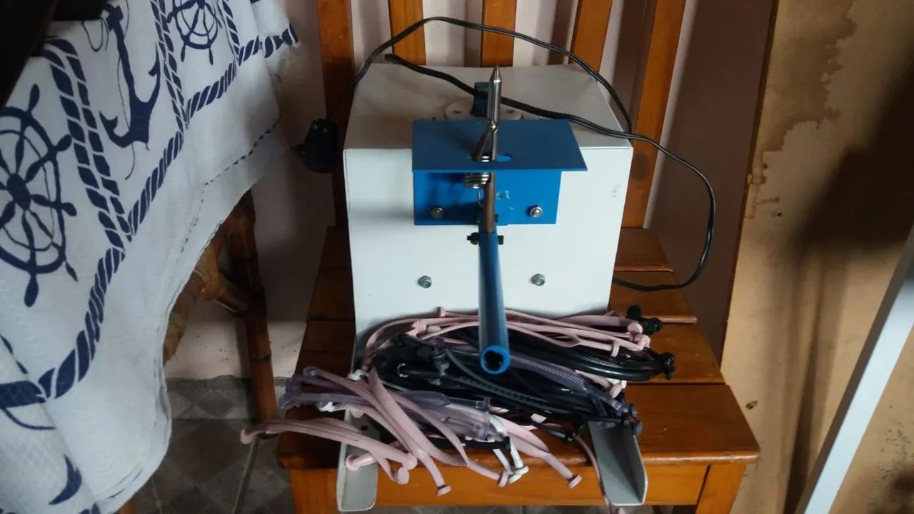 Vendo máquina de cortar chinelo compacta print - Foto 5