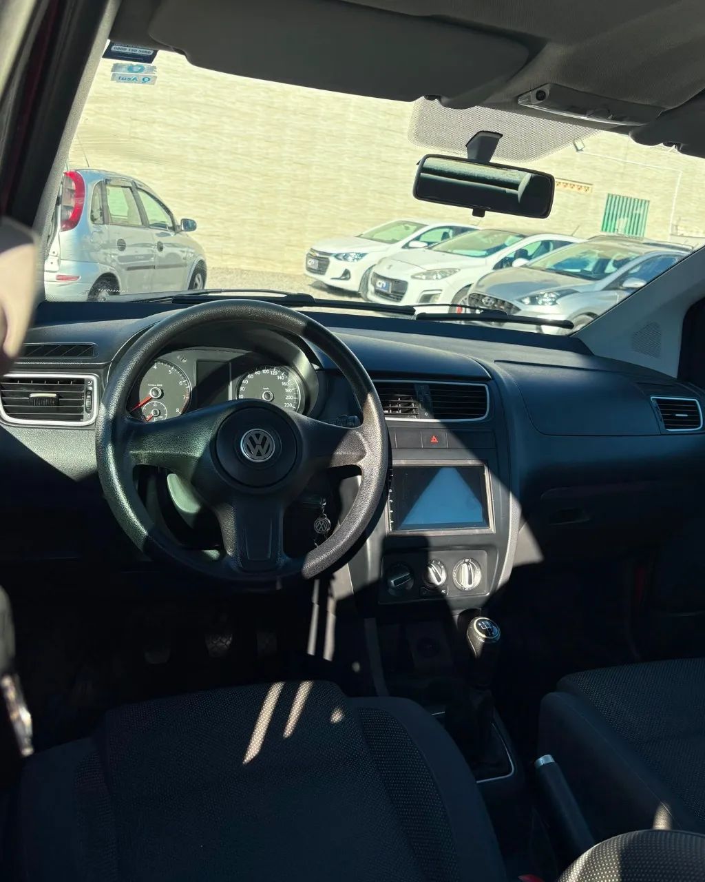 Volkswagen Fox 1.6 MI Total Flex 8V 5P 2011 - Foto 4
