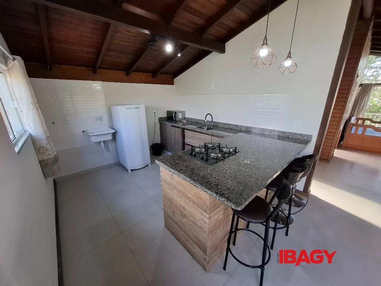 Excelente Apartamento 1 dormitório(s) em Rio Tavares - Florianópolis - Foto 4