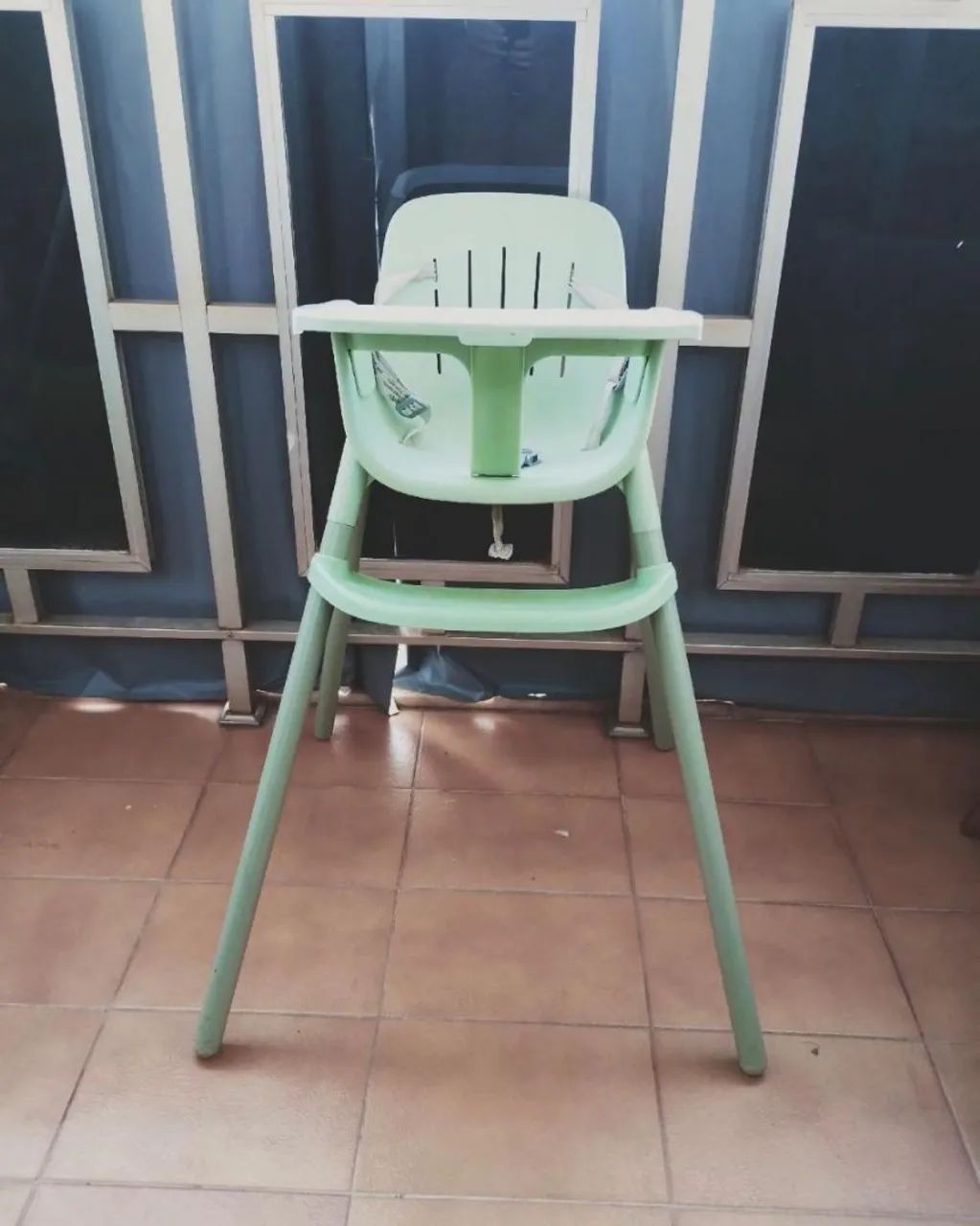 Vendo cadeirinha de alimentação 