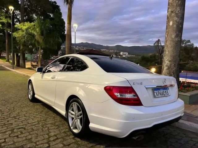 Mercedes-Benz C-180 CGI Coupe Sport 1.6 TB 16V Aut. 2014