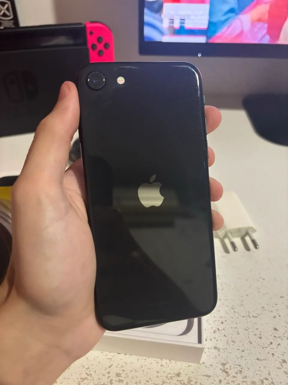 Iphone SE 2 128GB em bom estado - Foto 5