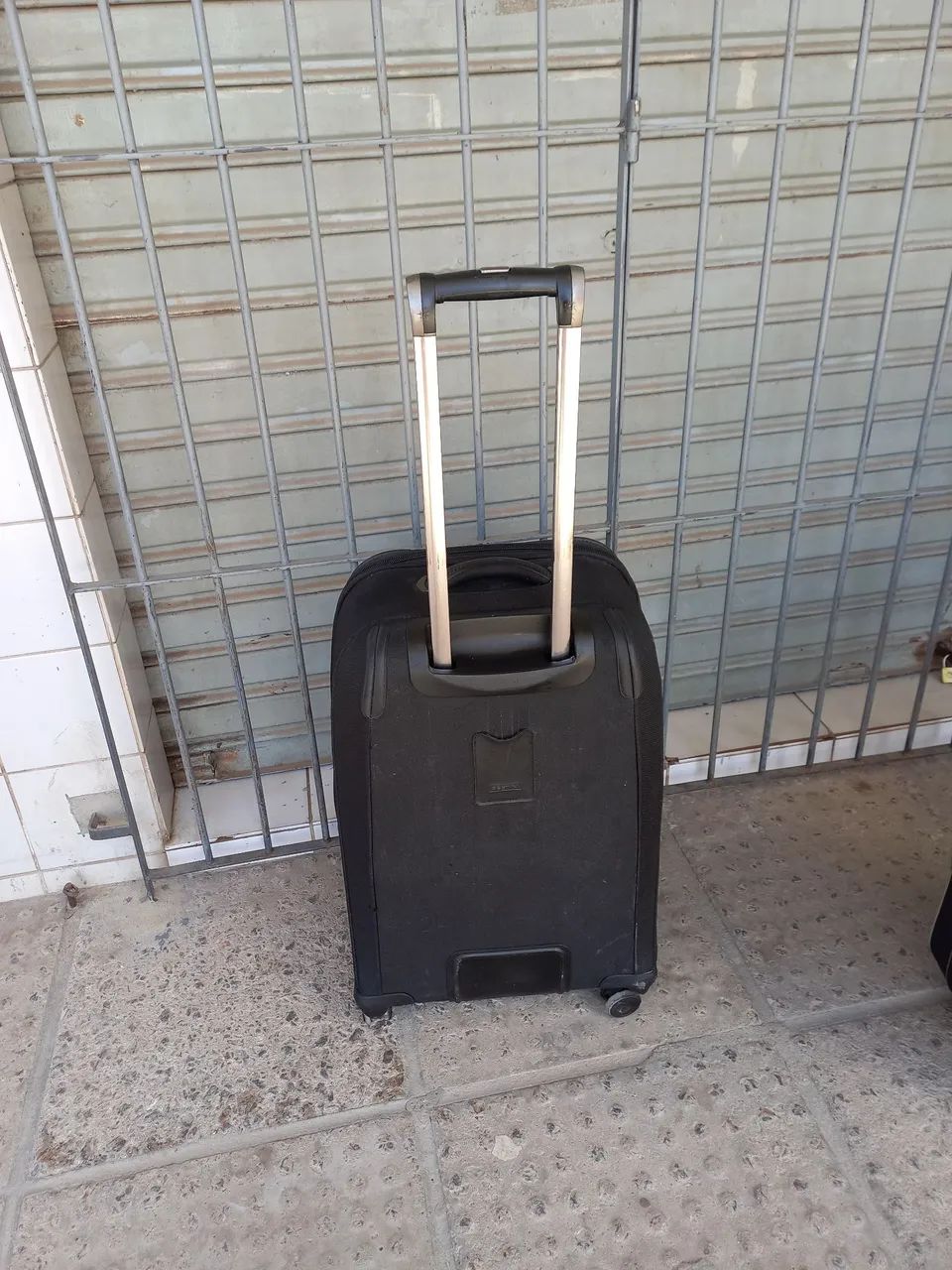 Mala de viagem 23kg muito top. - Foto 2