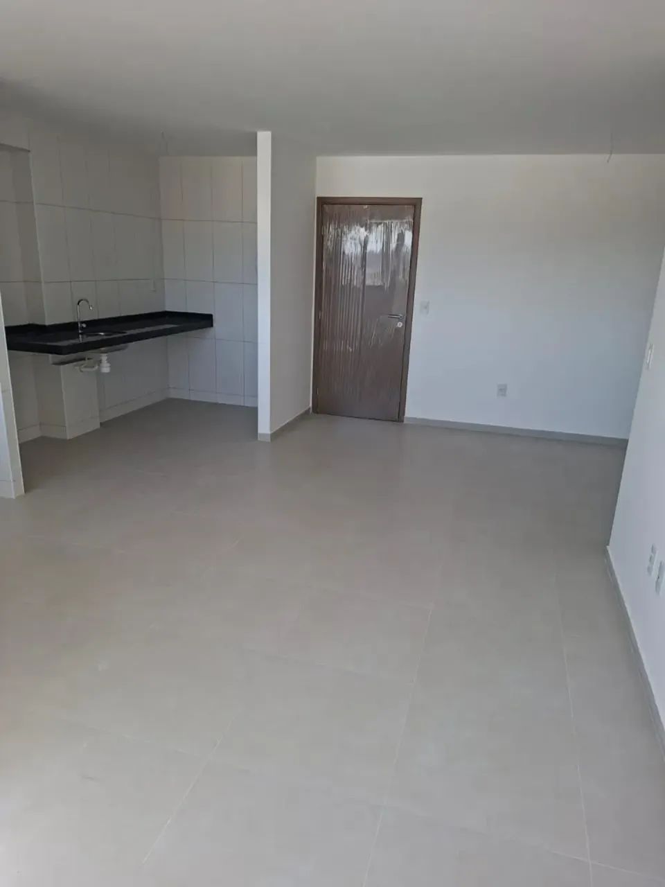 Oportunidade quarto e sala - Edf. Aquarius - Ponta Verde - Foto 2