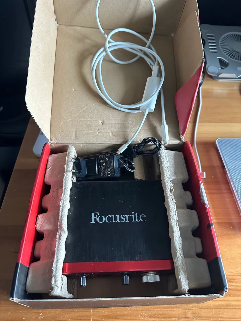 Focusrite Clarett 2 Pre | Novíssima na Caixa  - Foto 3